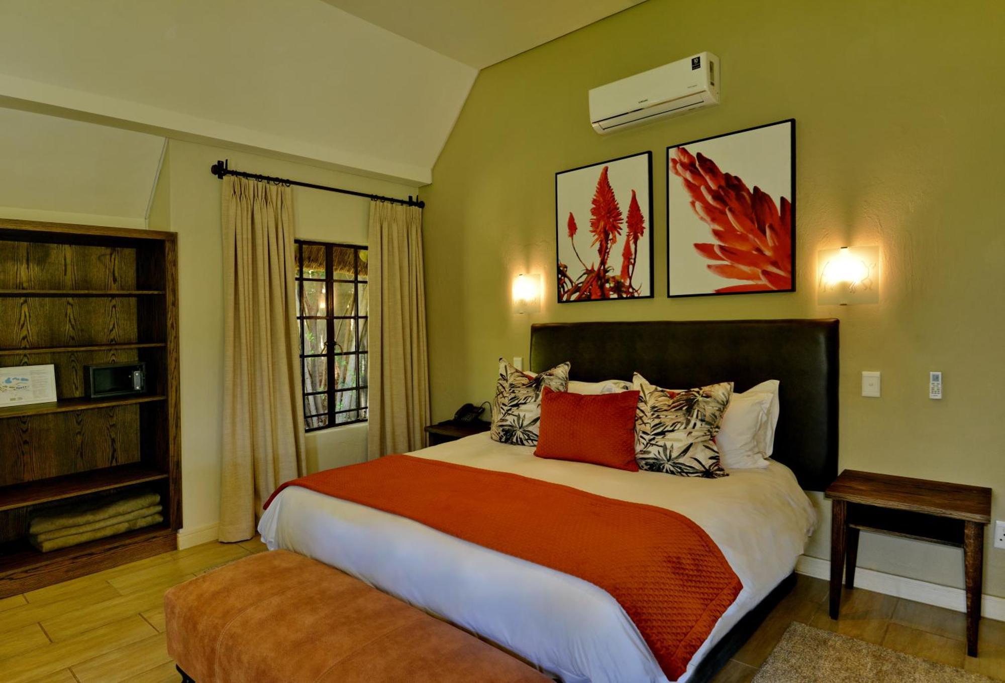 African Hills Safari Lodge & Spa Магалисбург Номер фото