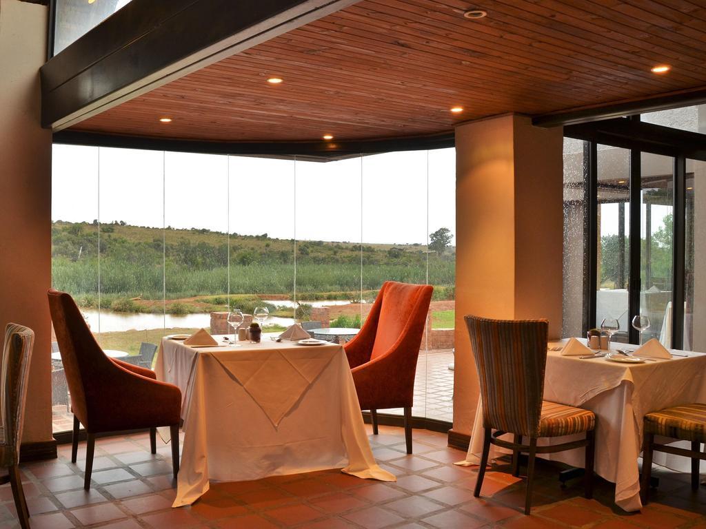 African Hills Safari Lodge & Spa Магалисбург Экстерьер фото