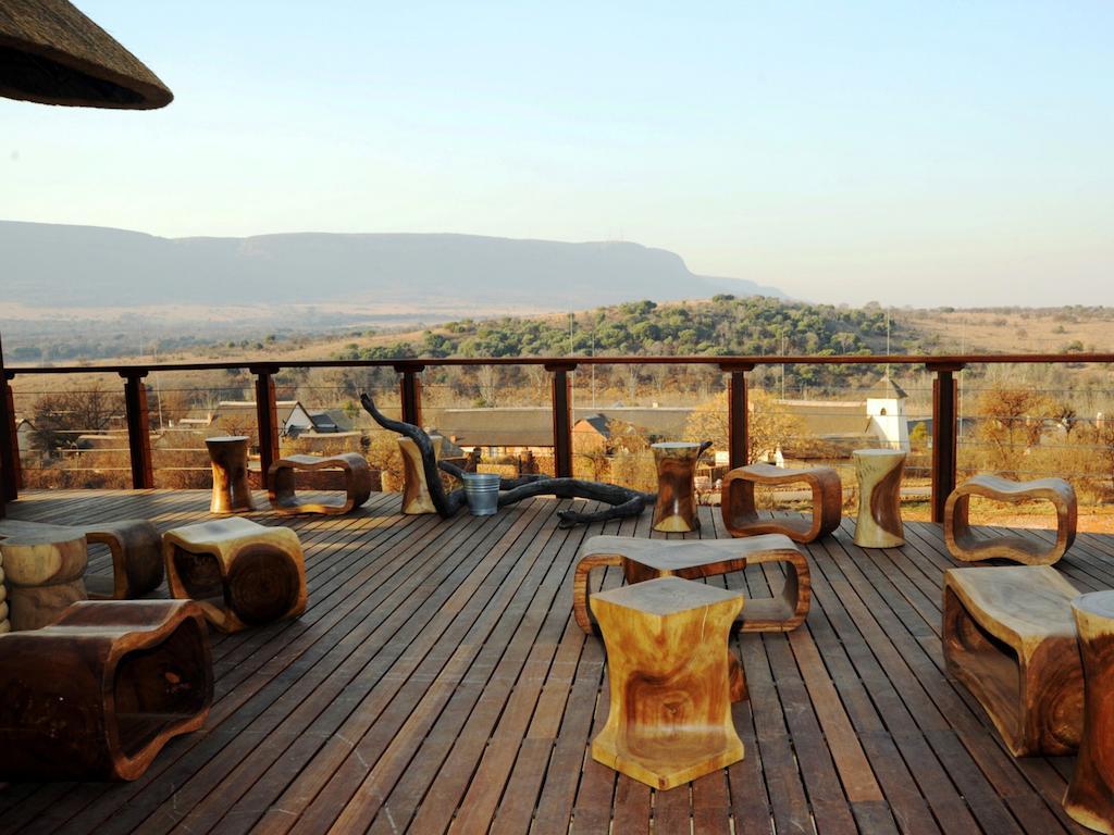 African Hills Safari Lodge & Spa Магалисбург Экстерьер фото
